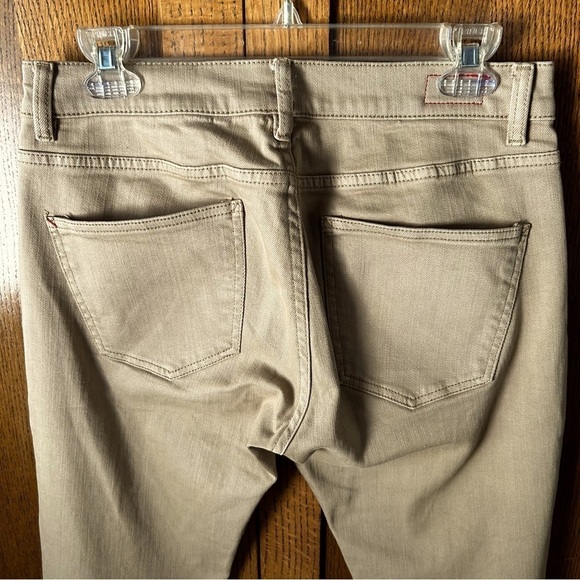 Marine Layer 5 Pocket Slim Fit Pant in Khaki | Size 32x32 - Picture 10 of 14